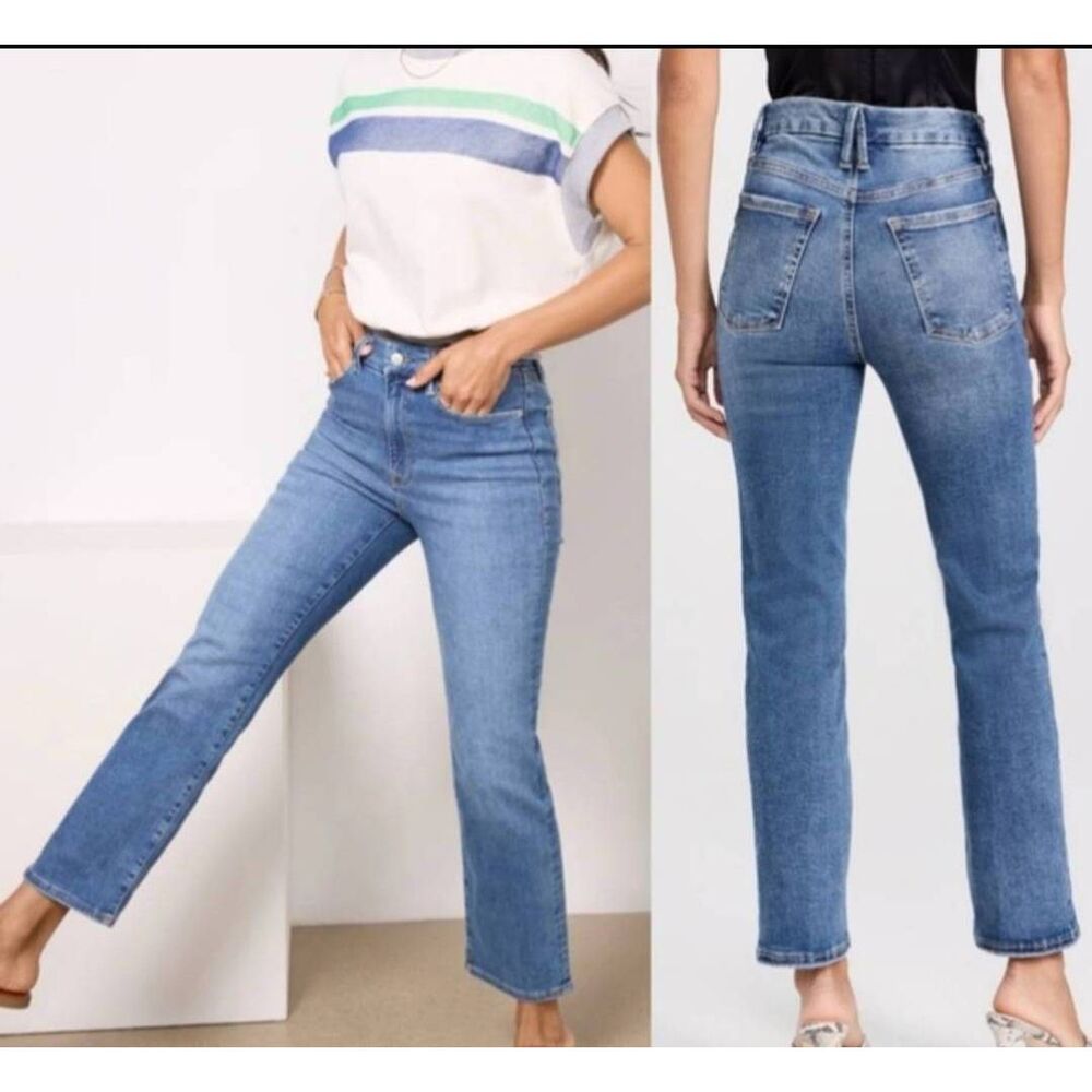 Good American Straight Leg Jeans in Medium Blue Wash
